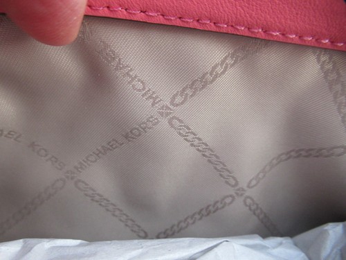 Neu mit Etikett Michael Kors Schultertasche Soho groß gesteppt gold Kette Leder/teerose - Bild 18 von 22