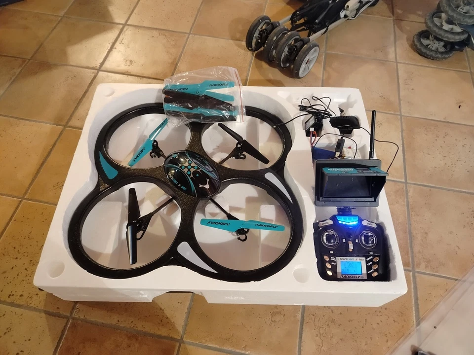 Radiofly SpaceLight Pro Con Telecamera Integrata E Schermo Real Time. - Immagine 3 di 4