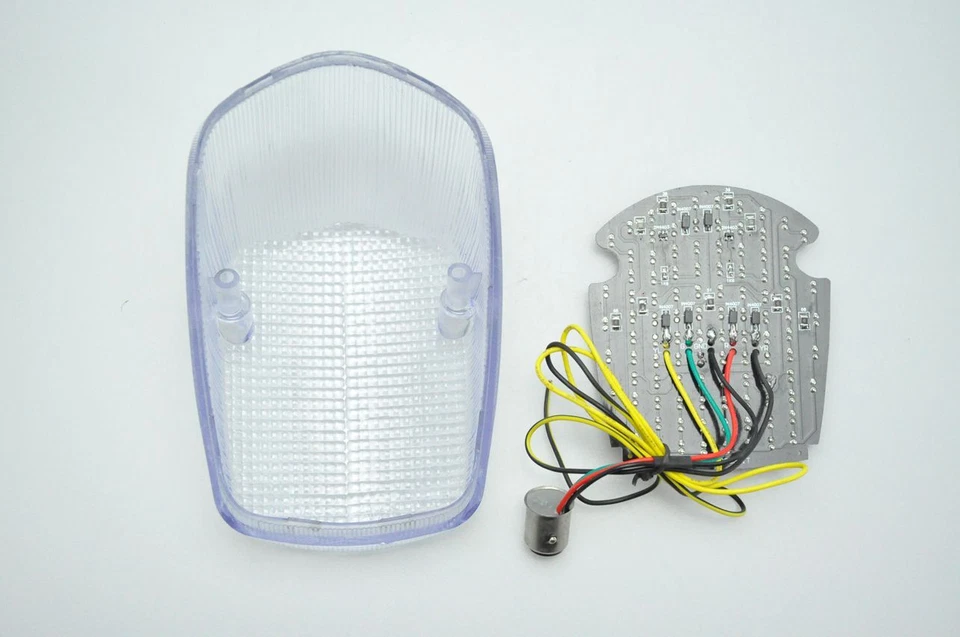 Luz trasera LED señal de giro compatible con Honda SABRE/AERO 1100 ACE 750 VALKYRIE 1500 transparente Foto 2 de 2