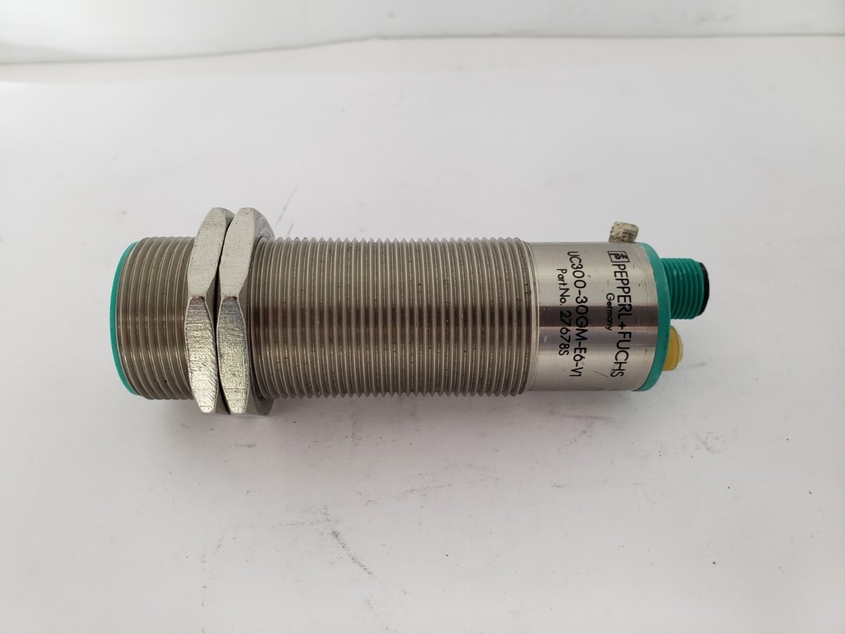 PEPPERL & FUCHS UC300-30GM-E6-V1 ULTRASONIC SENSOR 10-30VDC