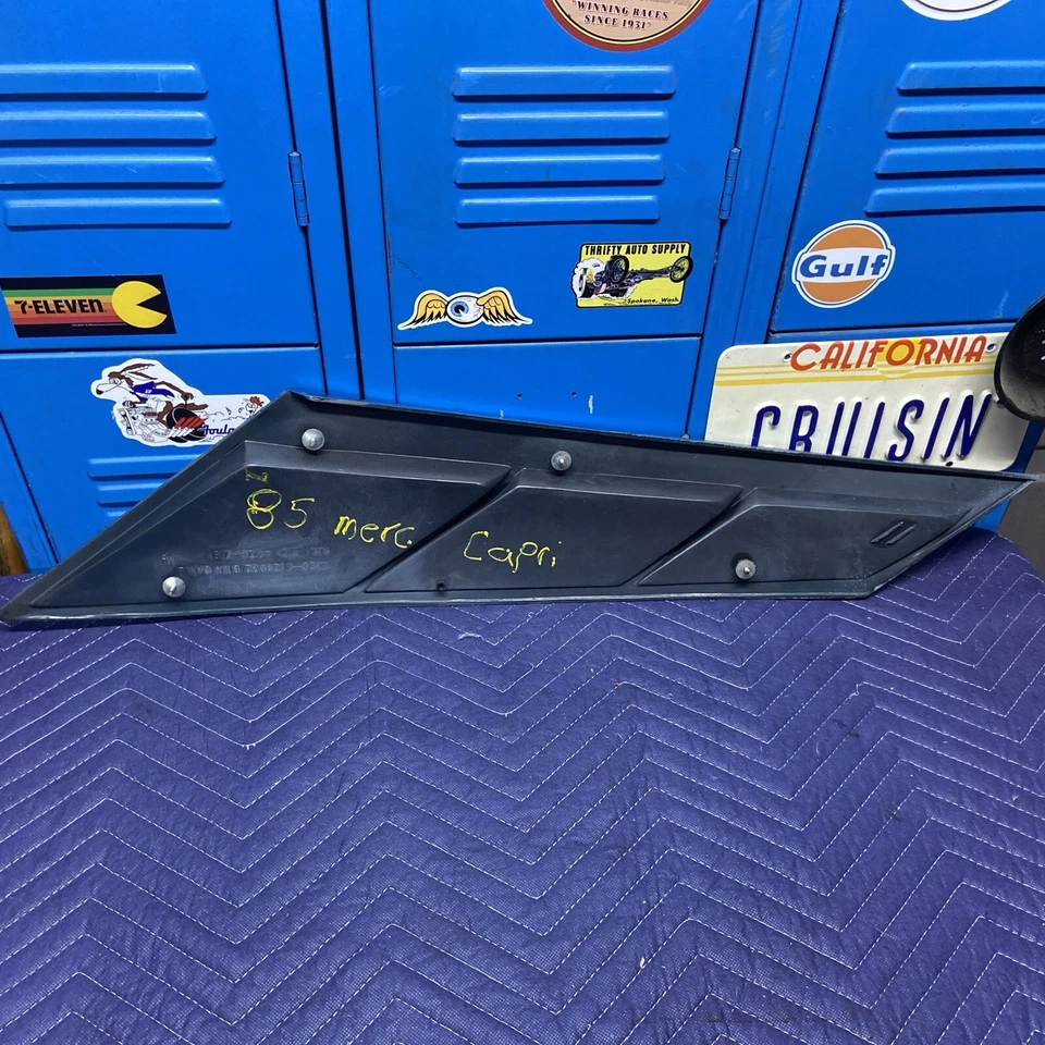 79-86 MERCURY CAPRI RS FOXBODY VENTANA TRASERA PANEL VELA INSERCIÓN LADO PASAJERO Foto 2 de 4