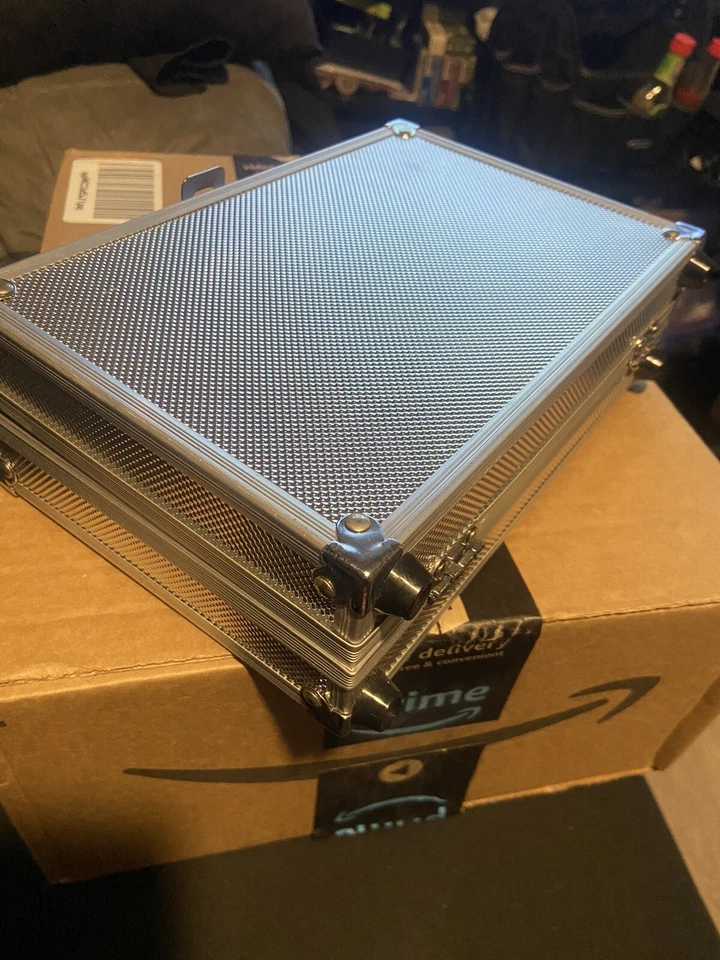 Plantronics Discovery 925 Bluetooth 5 Colors White Black Purple Gold Red 4 Parts - Image 4 of 4