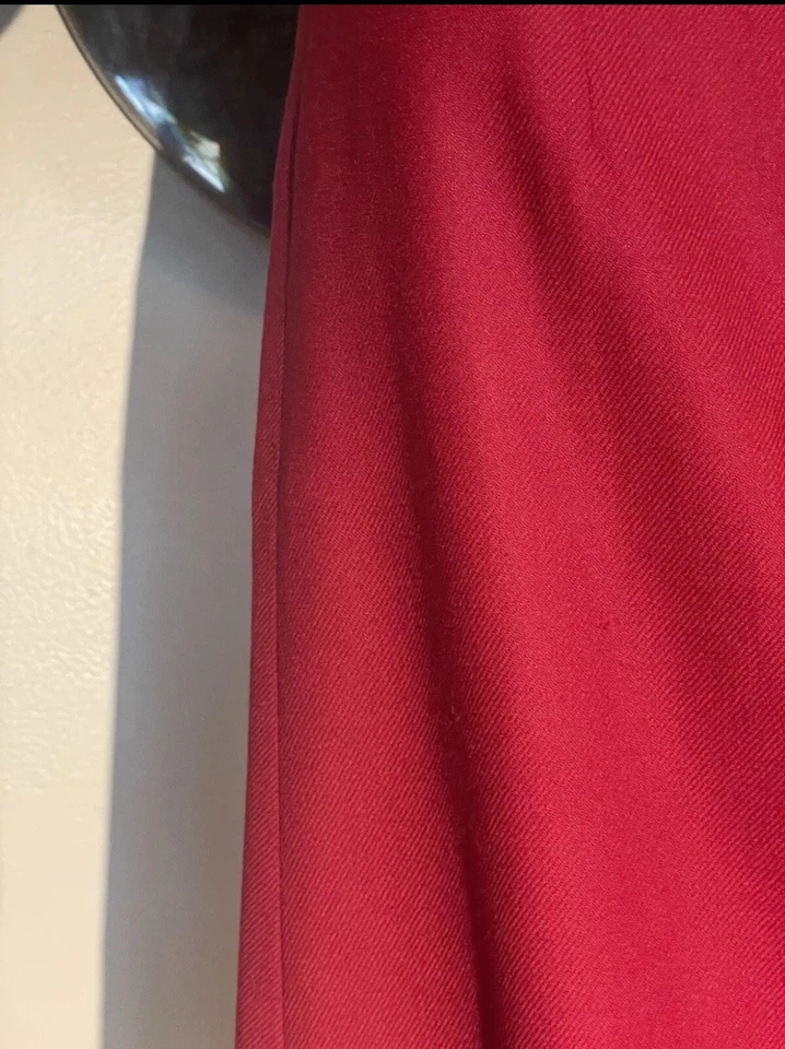 FALDA ROJA INCREÍBLE LANA LÍNEA A EMPORIO ARMANI TALLA 38 HECHA EN ITALIA Foto 3 de 4