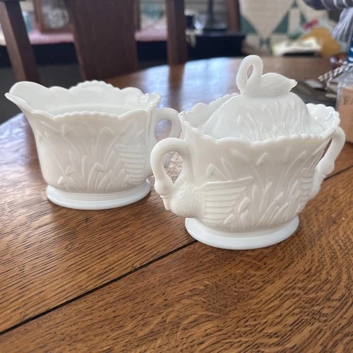 Westmoreland Vintage Milk Glass Sugar Bowl Creamer Set Swan/Cattail Pattern MCM