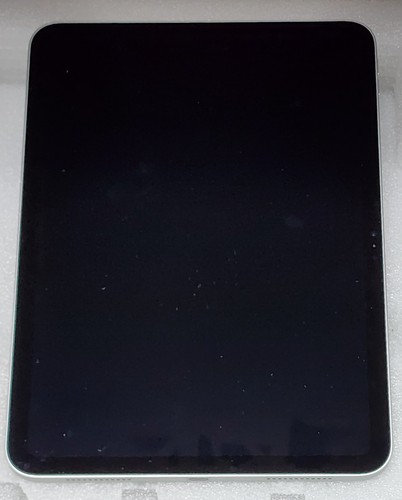 Apple iPad 10th Gen - A2696 - (64GB) - FOR PARTS/REPAIR