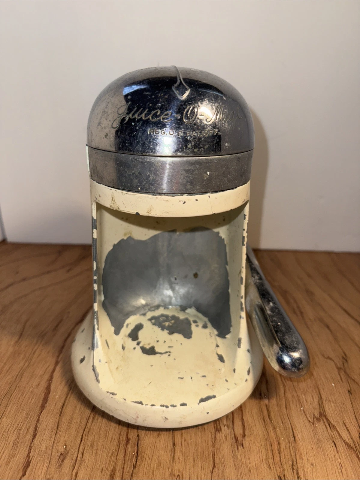 Juice-O-Mat Manual Citrus Press RIVAL MFG Co Kansas City USA Vtg White Art Deco