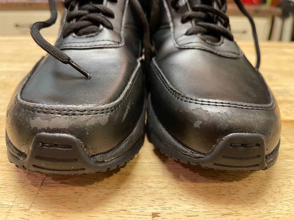 Sapato de trabalho e skate Dickies - Feminino tamanho 8.5 - Venue II - Preto resistente ao deslizamento - Imagem 2 de 4