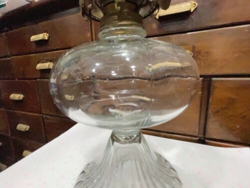 Oil Lamp Glass 19 inch tall Vintage - Picture 5 of 10