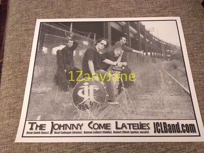 P449 Band 8x10 Press Photo PROMO MEDIA THE JOHNNY COME LATEIES DREW SMITH....