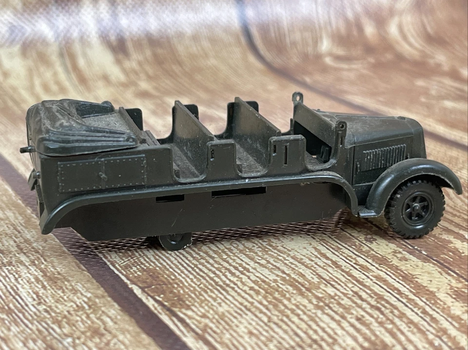 Vehículo militar de plástico duro Austria escala HO Keep Car Foto 4 de 4