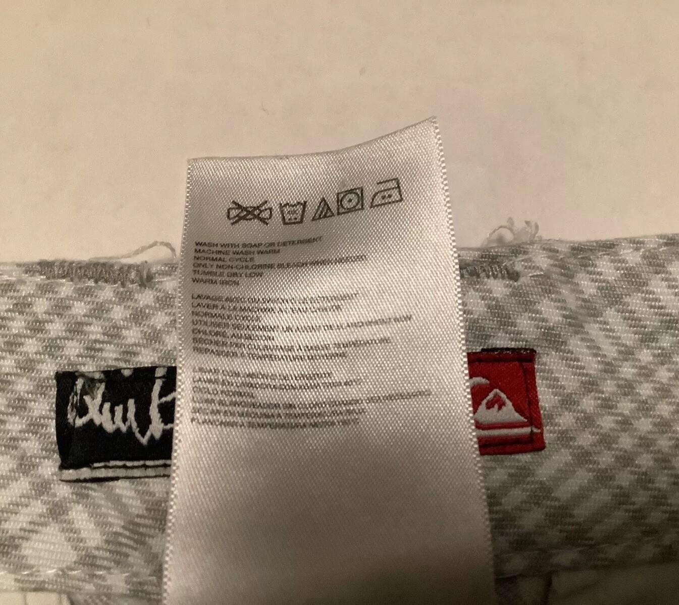 Quick Silver Men GrayWhite Plaid StripedChino Sho… - image 10