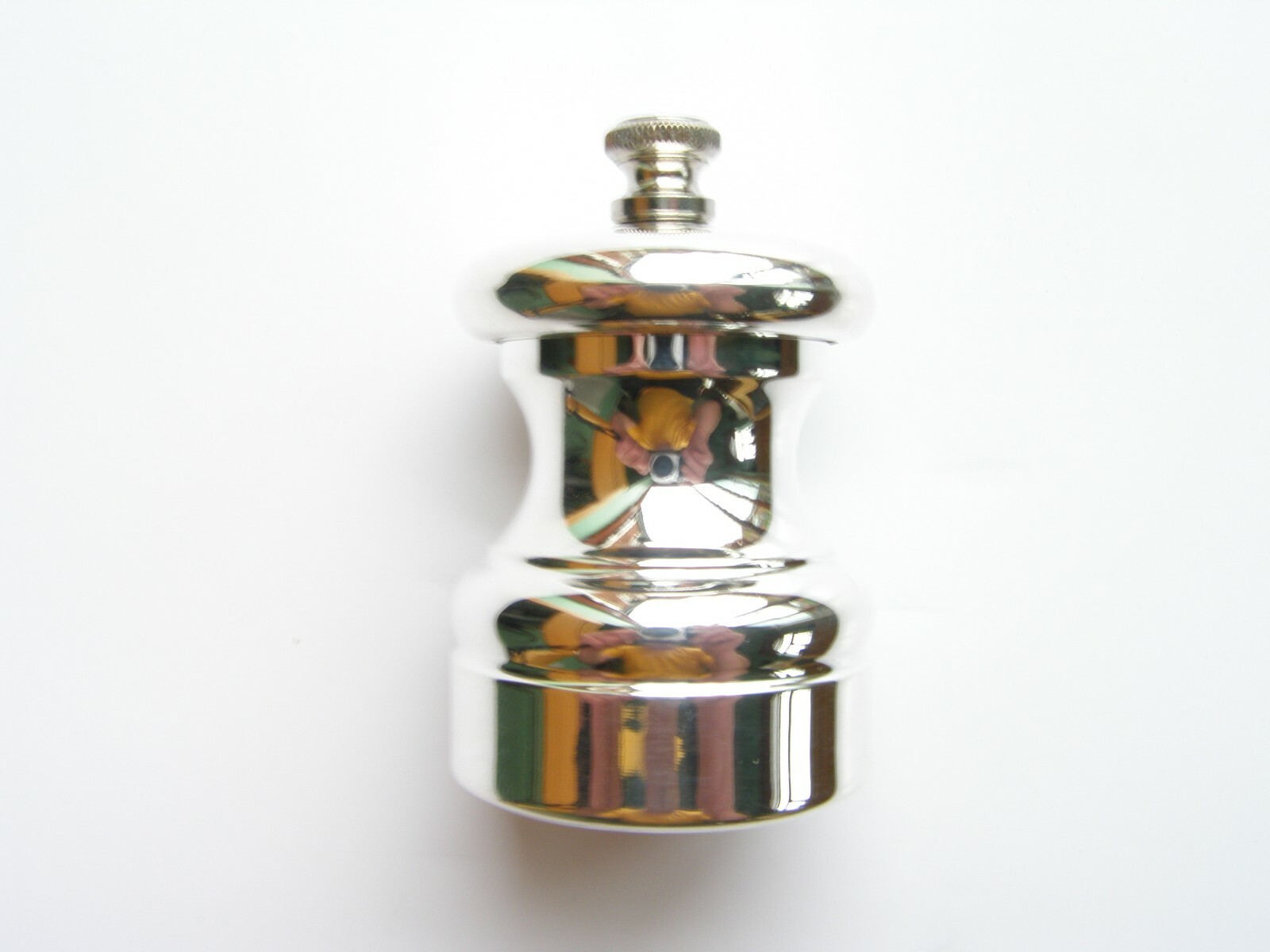 SILVER PLATED SALT GRINDER 2.5 inches. SILVER PLATED SALT MILL or SALT