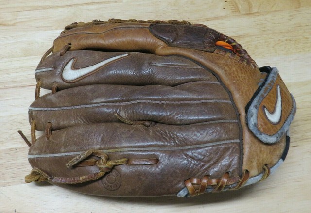 nike air baseball glove