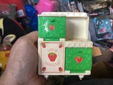 Strawberry Shortcake - Berry Bake Shoppe Shop Stove