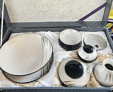 VTG JAPANSE STONEWARE SERVING SET ORIGINAL PRESENTATION CASE 12 Pc SUSHI SAKE