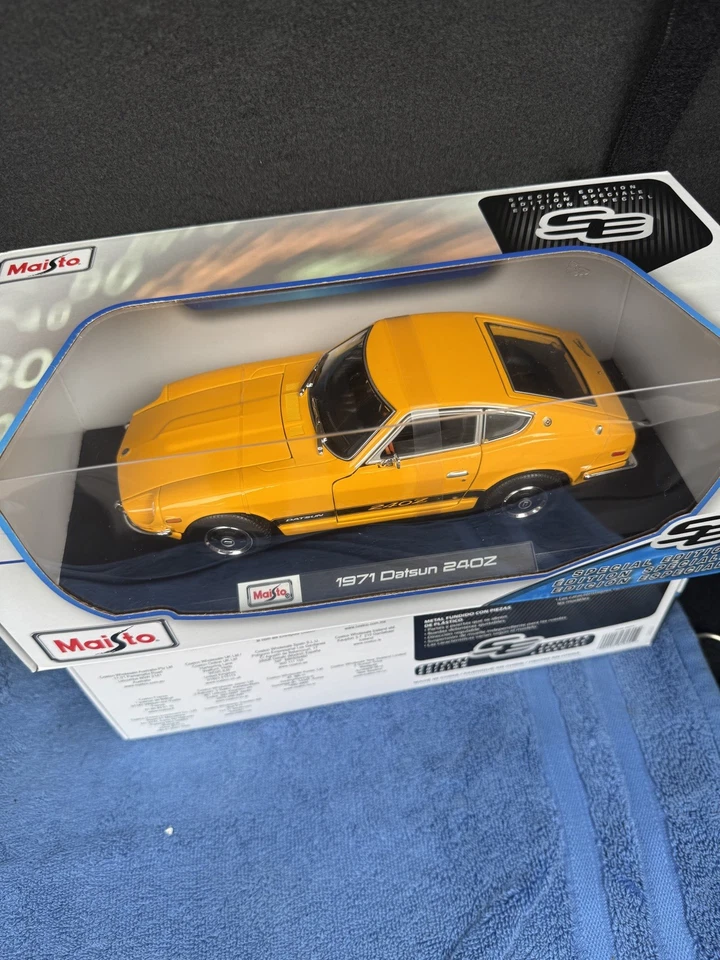 Maisto 1:18 Special Edition 1971 Datsun 240Z Coupe Die Cast  - Image 2 of 4