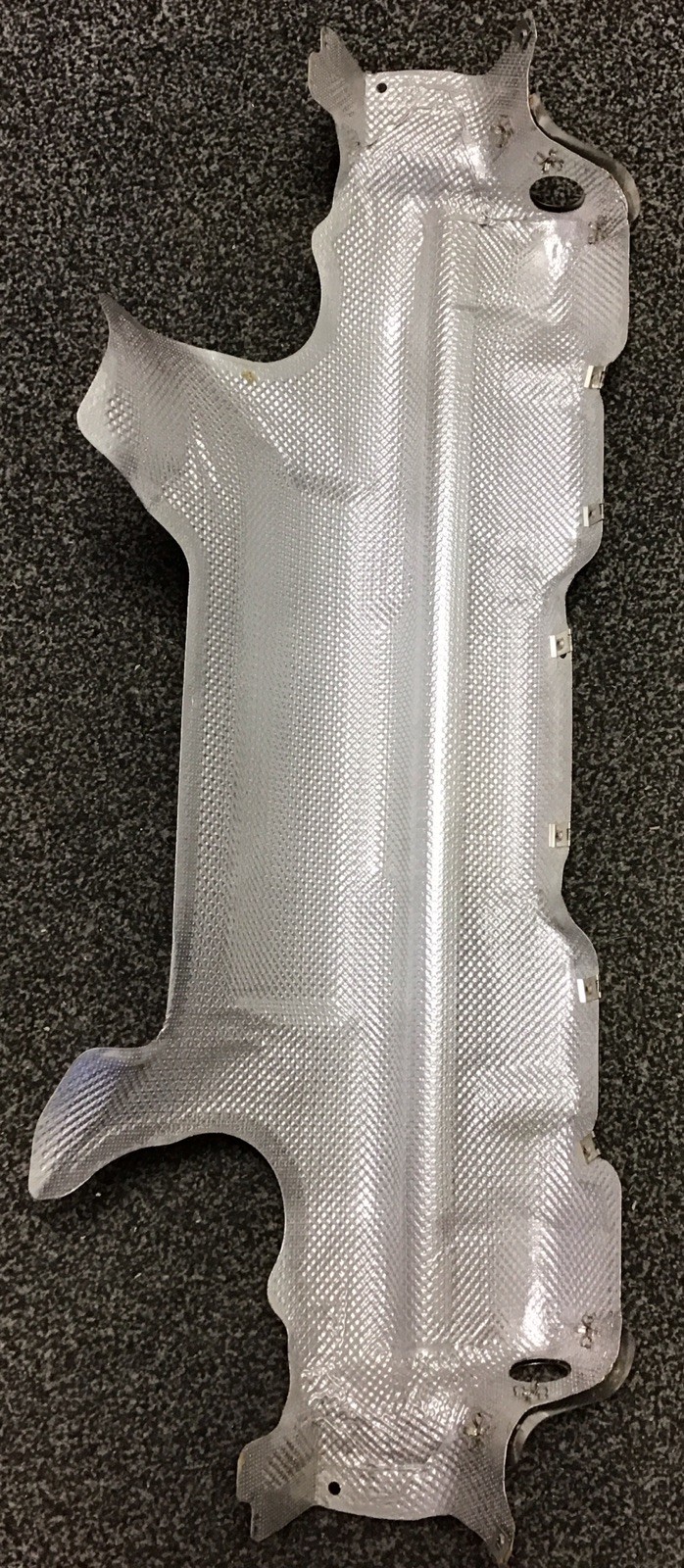 ONE USED 2020-2023 Audi R8 4S Rear Exhaust Muffler Heatshield OEM P660