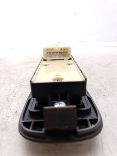 1997 LEXUS LS400 СО СТОРОНЫ ВОДИТЕЛЯ ГЛАВНАЯ ДВЕРЬ ПЕРЕКЛЮЧАТЕЛЬ В СБОРЕ  - Изображение 4 из 4