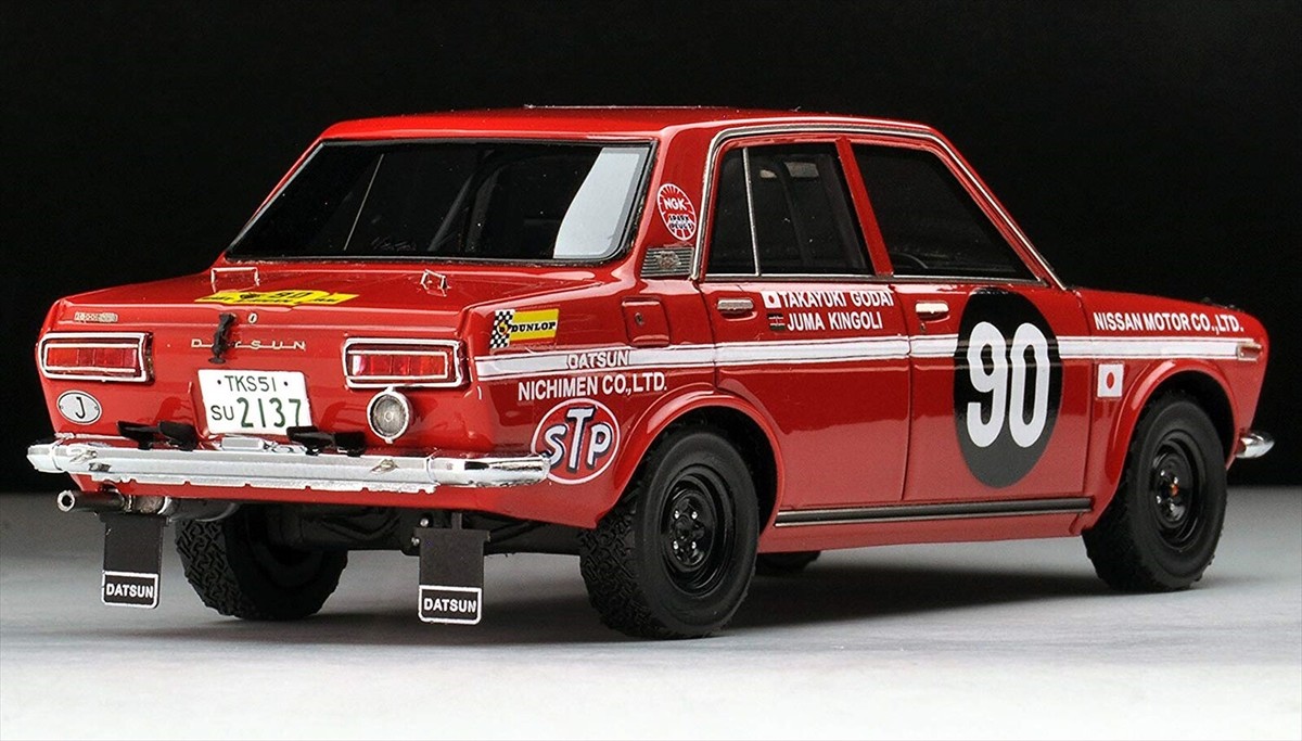 Ignition Model x TOMYTEC 1/43 T-IG4308 Datsun Bluebird