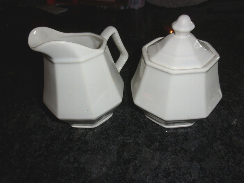 CREAM & SUGAR SET - WHITE DOVER IRONSIDE - VINTAGE  - ART DECO