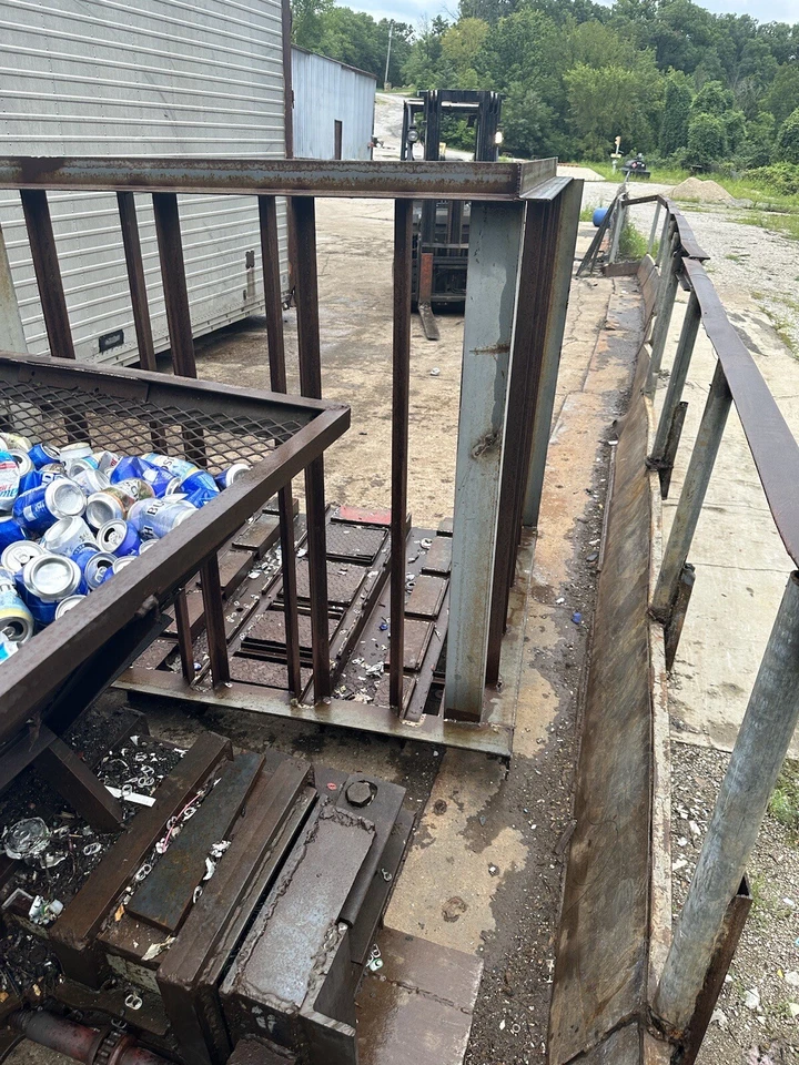 Equipo de reciclaje máquina densificadora de latas con apilador Foto 4 de 4