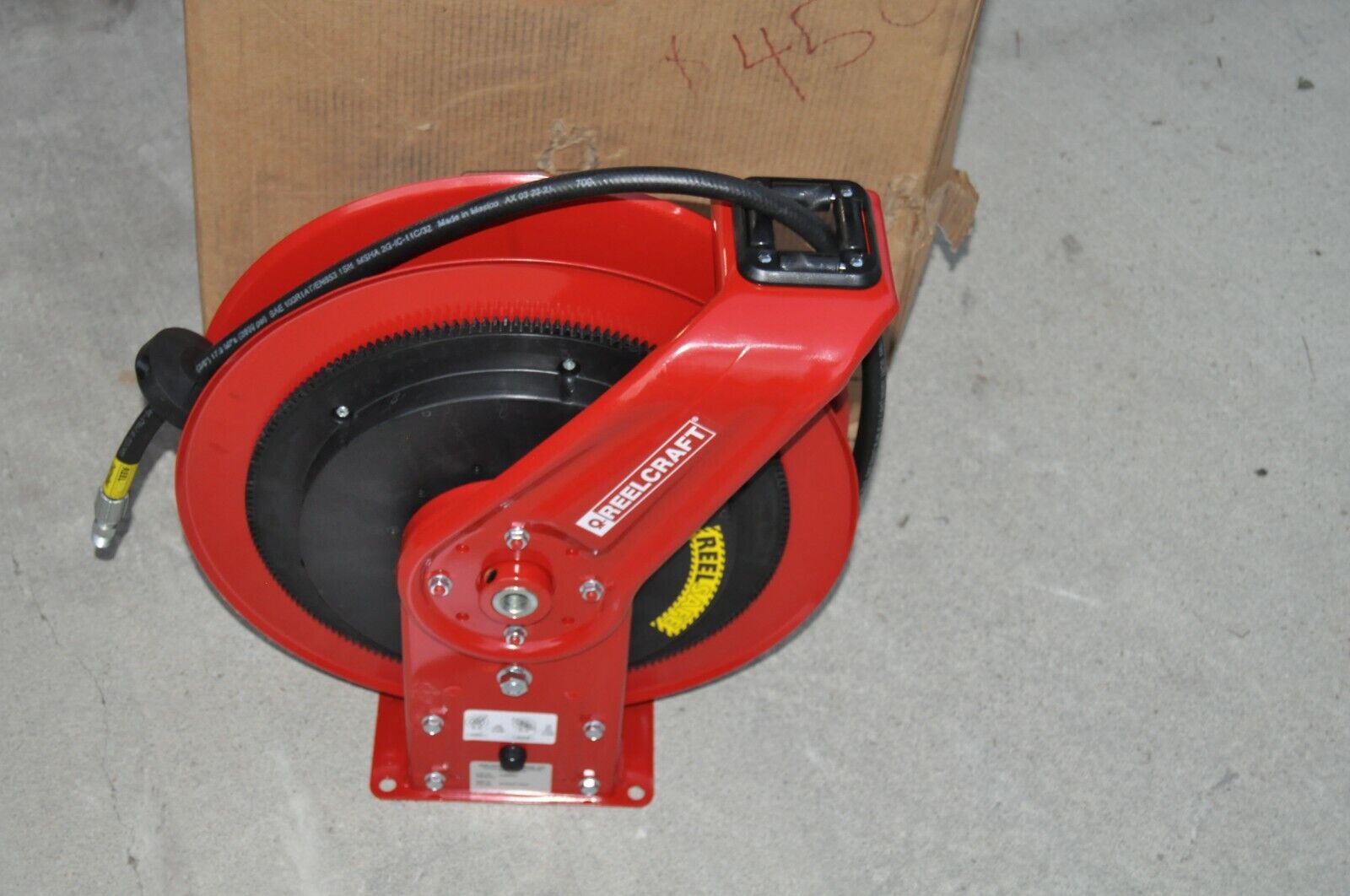 Reelcraft RS7650 OMP 3/8IN  50feet Spring Driven Hose Reel  56MW
