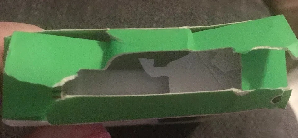 Cargador Banco de Alimentación Belkin, 10000 mAh Micro USB Duradero, Ultra Delgado Portátil Negro Foto 4 de 4