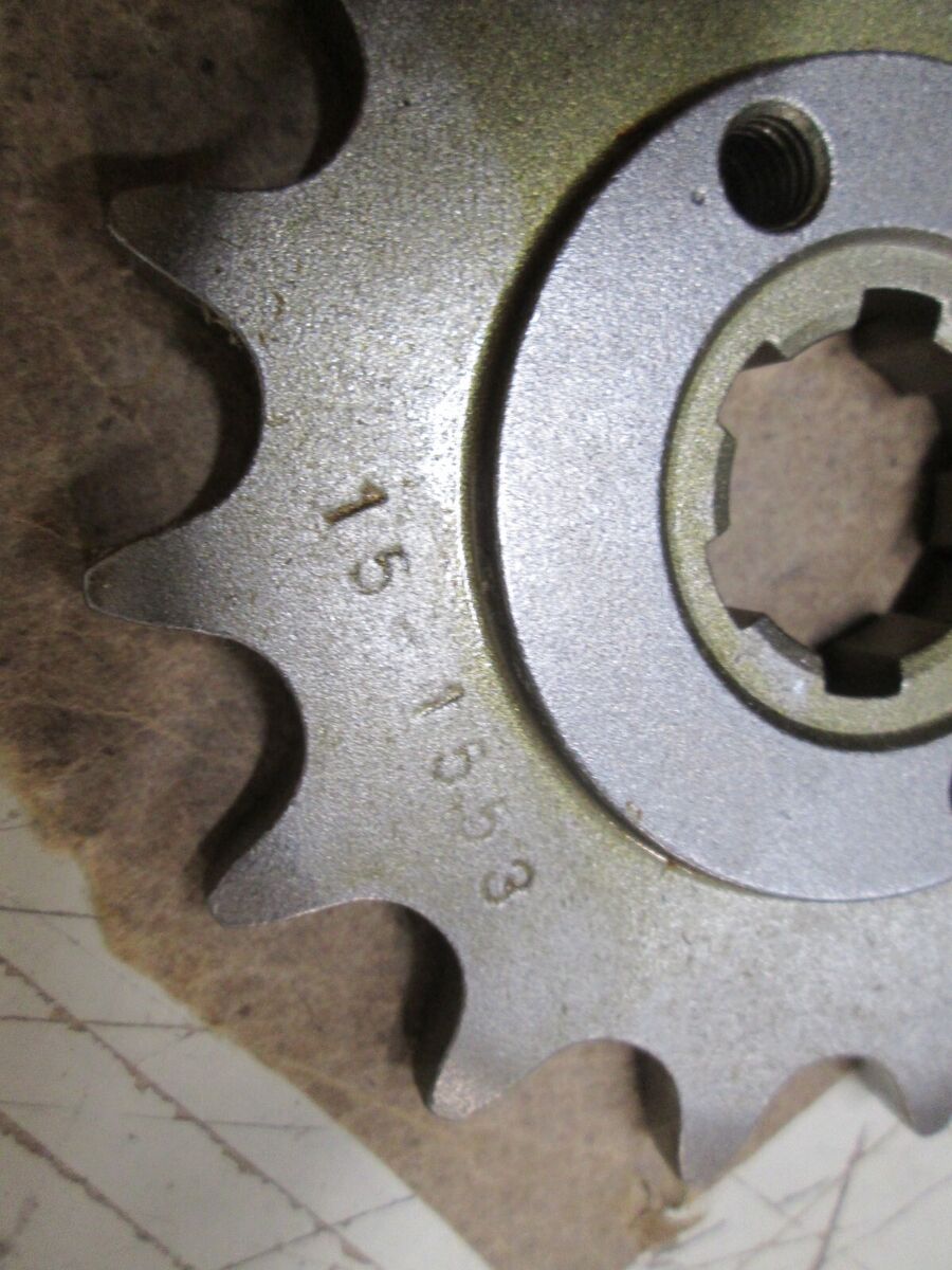 JT FRONT STEEL SPROCKET - #1553 - 15T - KAWASAKI KX125 1977 JT FRONT STEEL SPROCKET - #1553 - 15T - KAWASAKI KX125 1977
