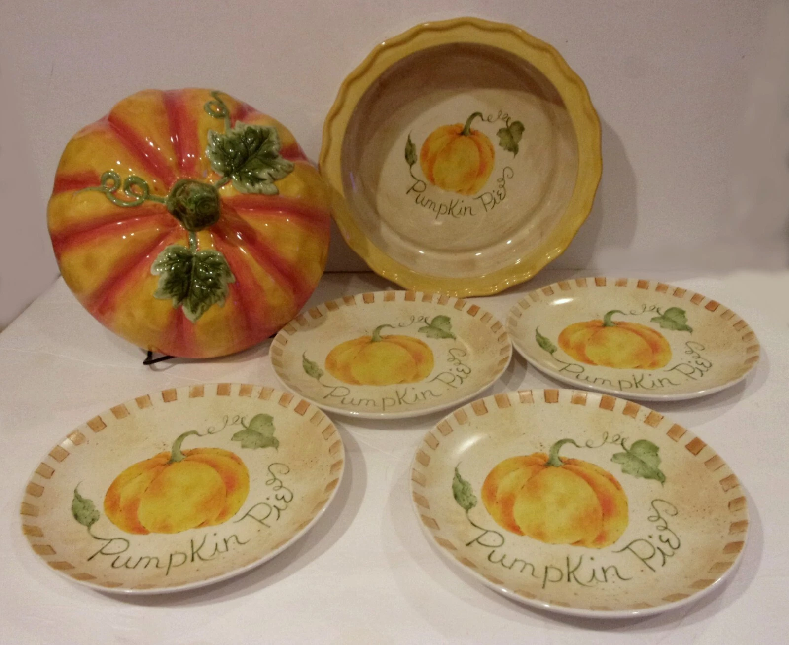 PUMPKIN PIE SERVER-Keeper Deep Dish 10x2"+Lid & 4 Matching Plates THANKSGIVING
Opens in a new window