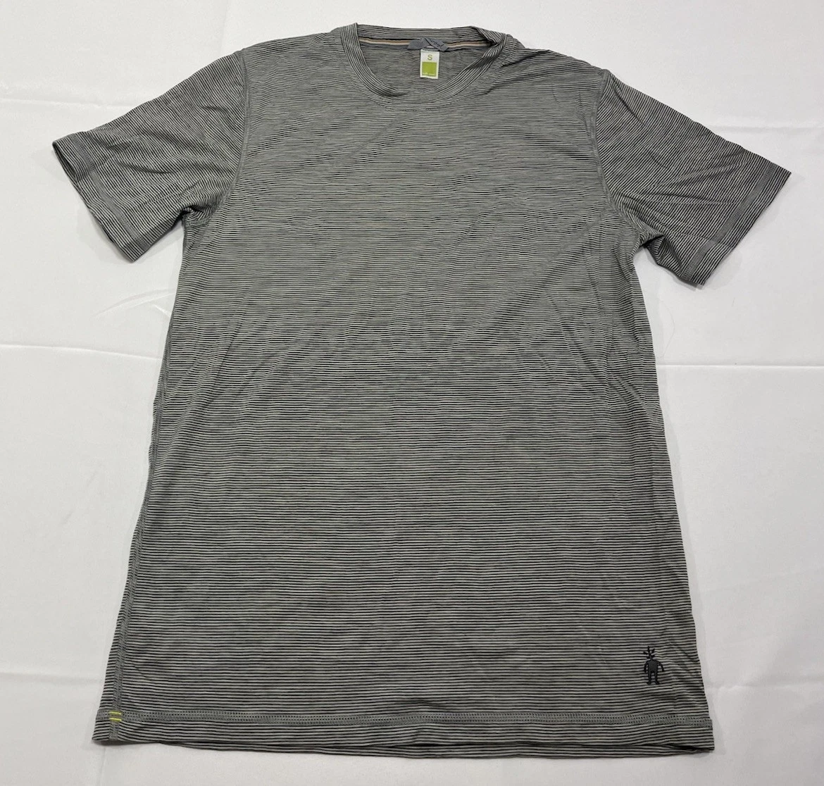 Smartwool Active Ultralite Shirt Mens Small Black Go Far Feel Good Short Sleeve
Opens in a new windo