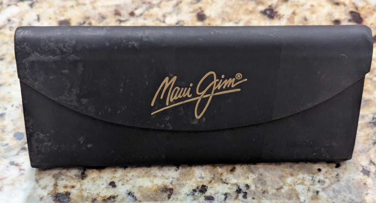 Maui Jim Black Sunglasses Case with Gold Logo Maui Jim Black Eyeglass Cases & Storage Sunglasses for sale  main image 3