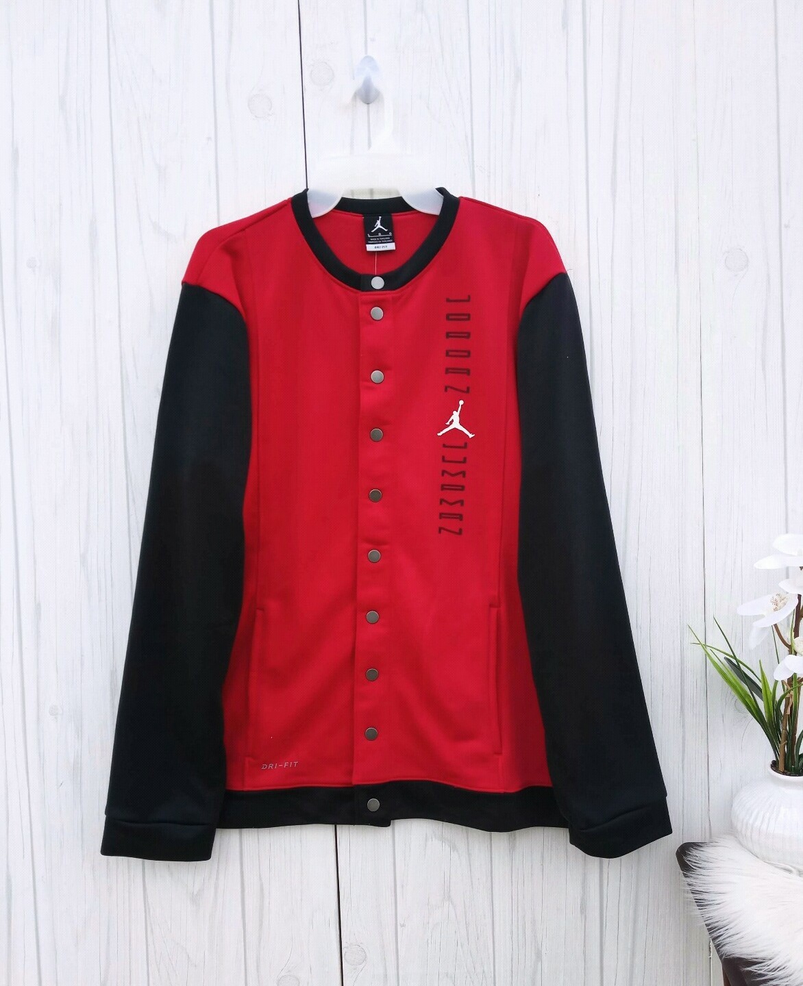 jordan men's air jordan 11 basketball jacket