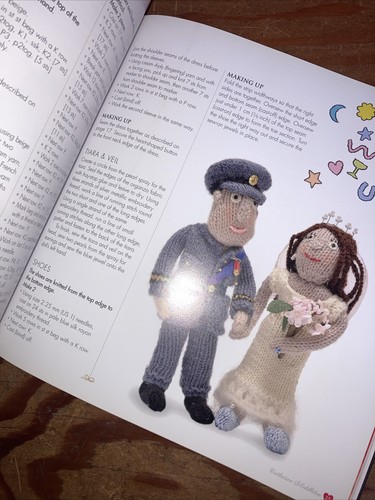Knit Your Own Royal Wedding by Fiona Goble (2011, Trade Paperback) - Picture 6 of 6