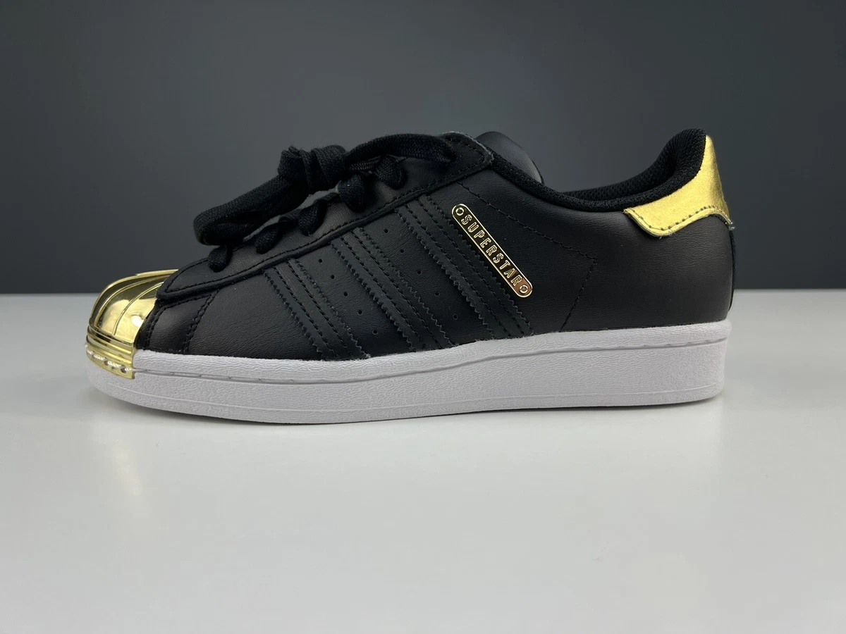 Adidas Superstar Sneakers Womens Sz 5.5 Black Low Top Gold Metal