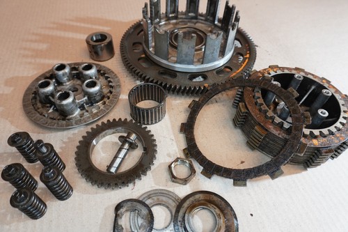 Suzuki Gsxr gsxr400 400 GK71 1986 clutch basket DAMAGED engine motor - Picture 12 of 12