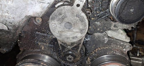 03g903315c Spannrolle Zahnriemen Steuerriemen (Riemenspanner)  Vo DE2620243-51