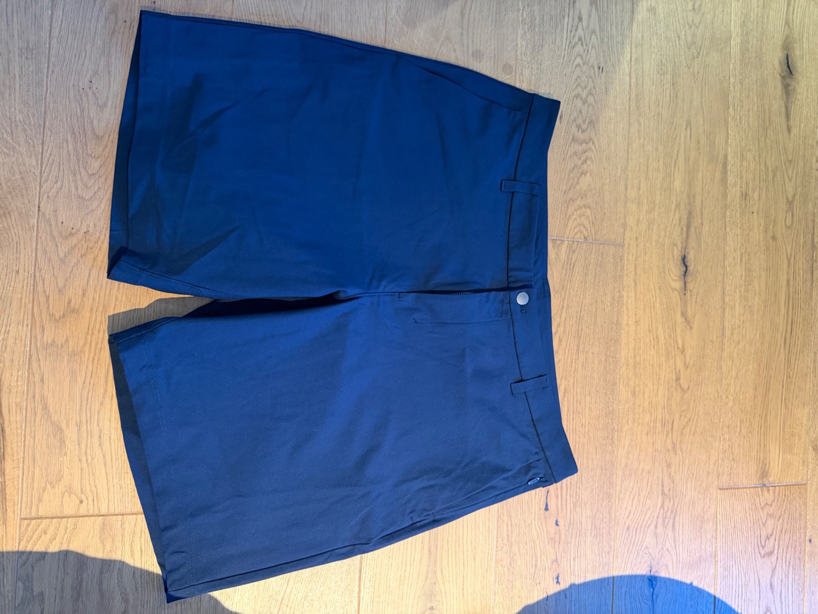 EUC Lululemon Men's Dark Blue Chino Shorts W38 (RRP £125) image 6
