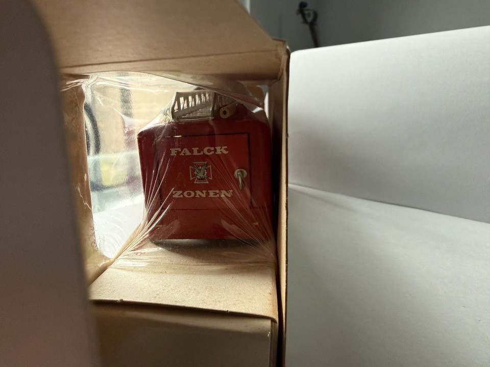 Tekno 1/43 – Volvo Falck Zonen – Camion De Pompiers – Bon état, Sans Boîte
