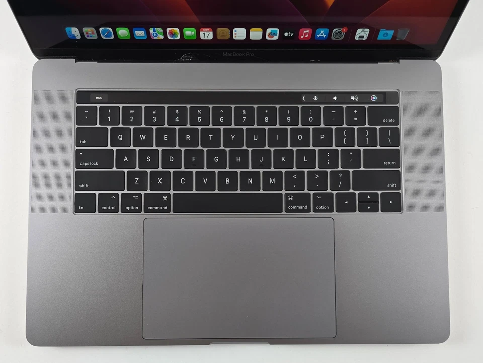 Apple MacBook Pro 15" i7-7920HQ 16GB 512GB Radeon Pro 560 4GB 2017 Touchbar #43 - Bild 3 von 4