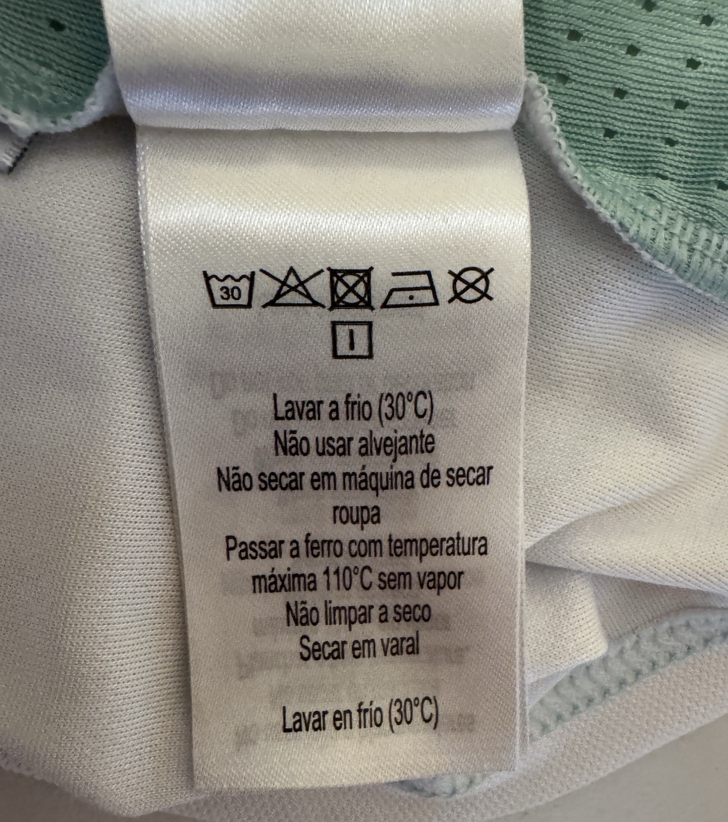 Lacoste Boys 1/4 Zip Ultra Dry Tennis Polo Size 16 thumbnail 13