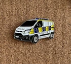 Police Ford Transit Custom Van enamel pin badge car rare new Limited edition
