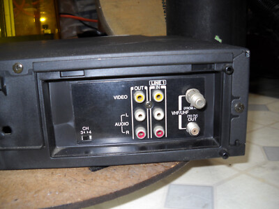 Magnétoscope Toshiba v-410ef 8 vhs - Photo, audio & vidéo