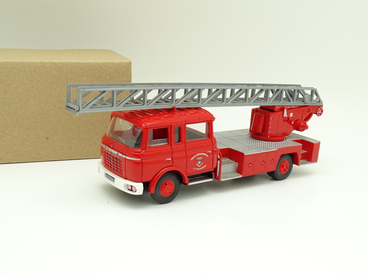 BERLIET GBK 18 MAGIRUS DL 30 H POMPIER NOREV 1/43