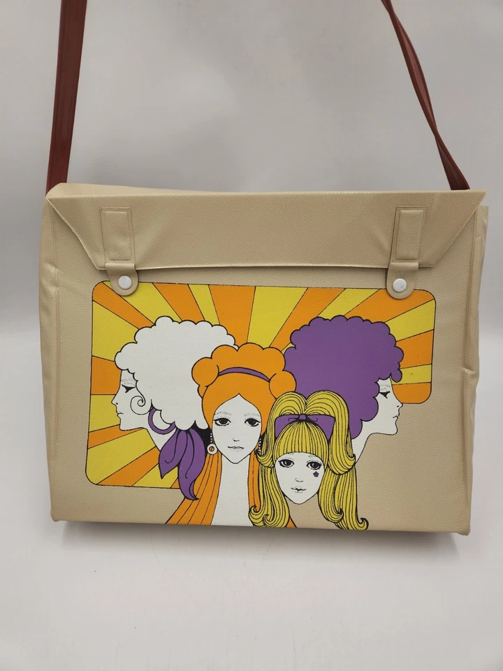 Vintage 1970's Vinyl Retro Mod Hippie Girls Purse/Messenger Bag Style Hong Kong - Image 2 of 4