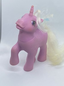 unicornio hasbro