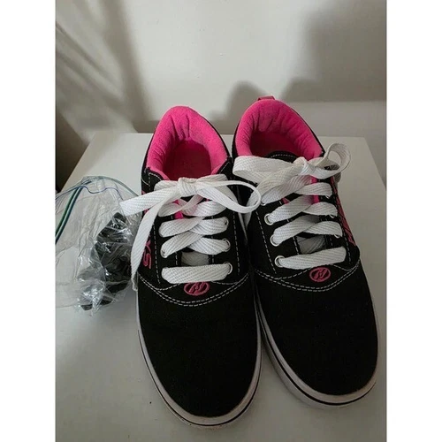 Heelys Kid's Youth Size 3 Skate Exercise