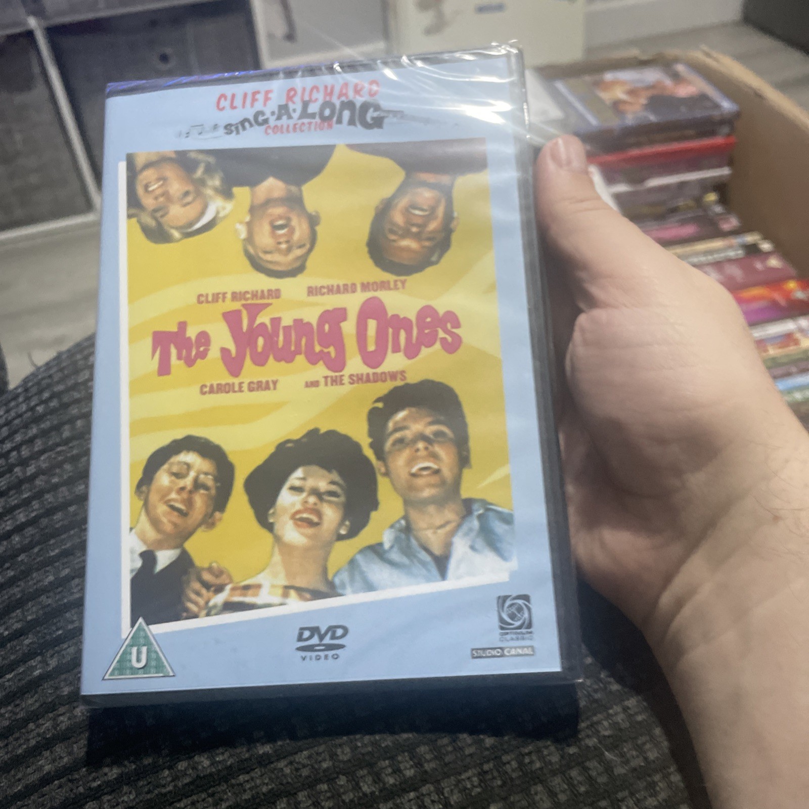 THE YOUNG ONES - CLIFF RICHARD - NEW / SEALED DVD - REGION 2