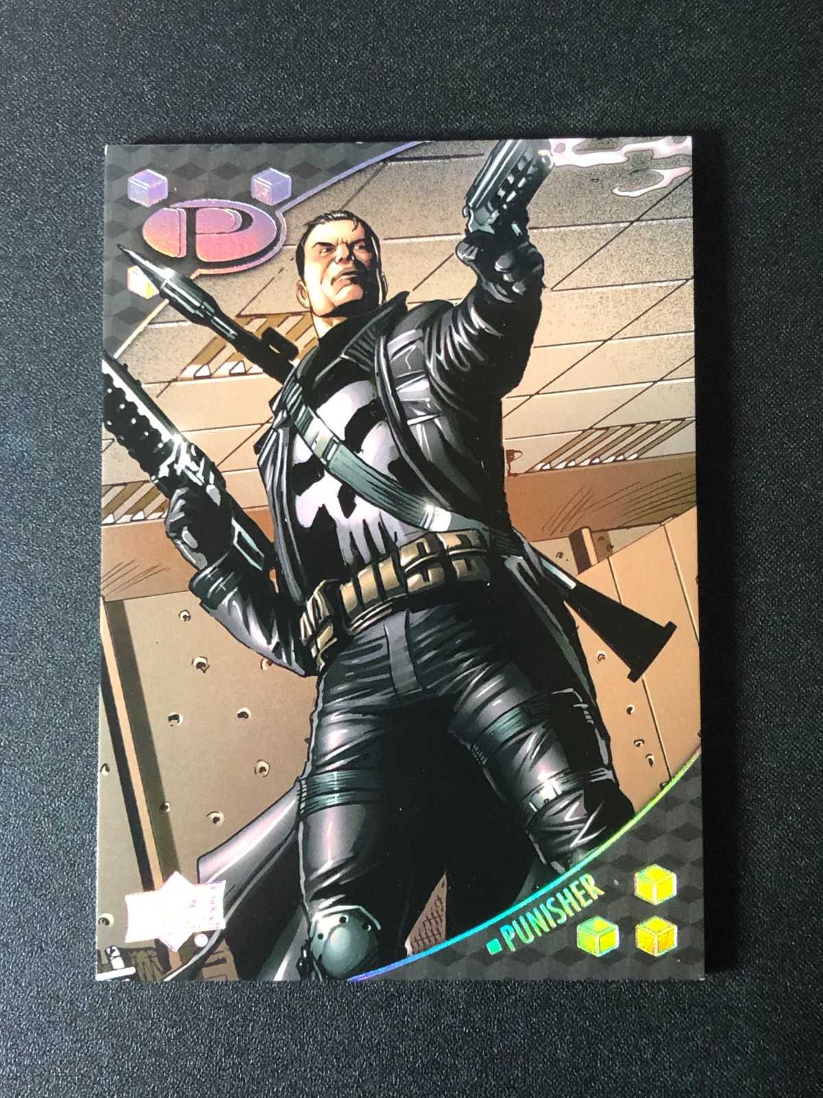 2017 Marvel Premier PUNISHER #12 Base Holo-Silver Variant/125 Frank Castle