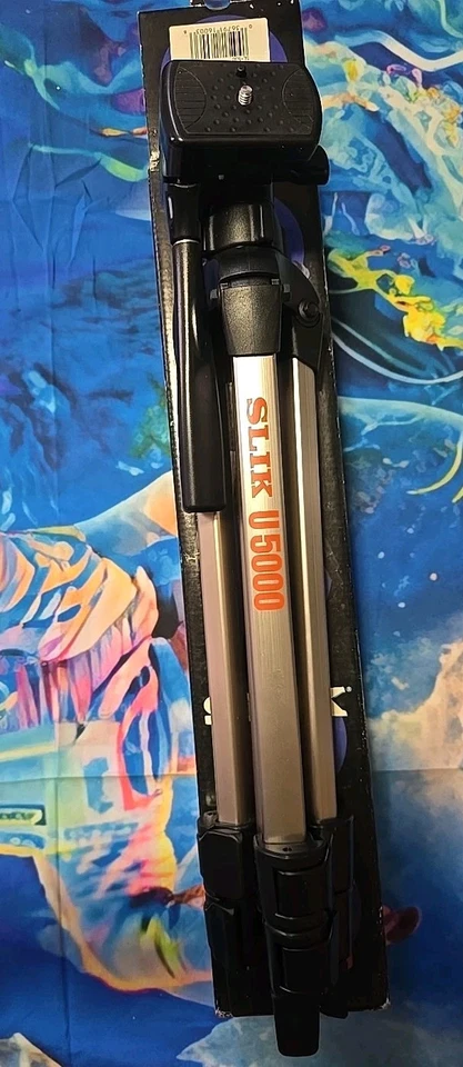 Silk U5000 Lightweight Camera Tripod 45" Slightly Used Condition (U 5000) - Image 2 of 4