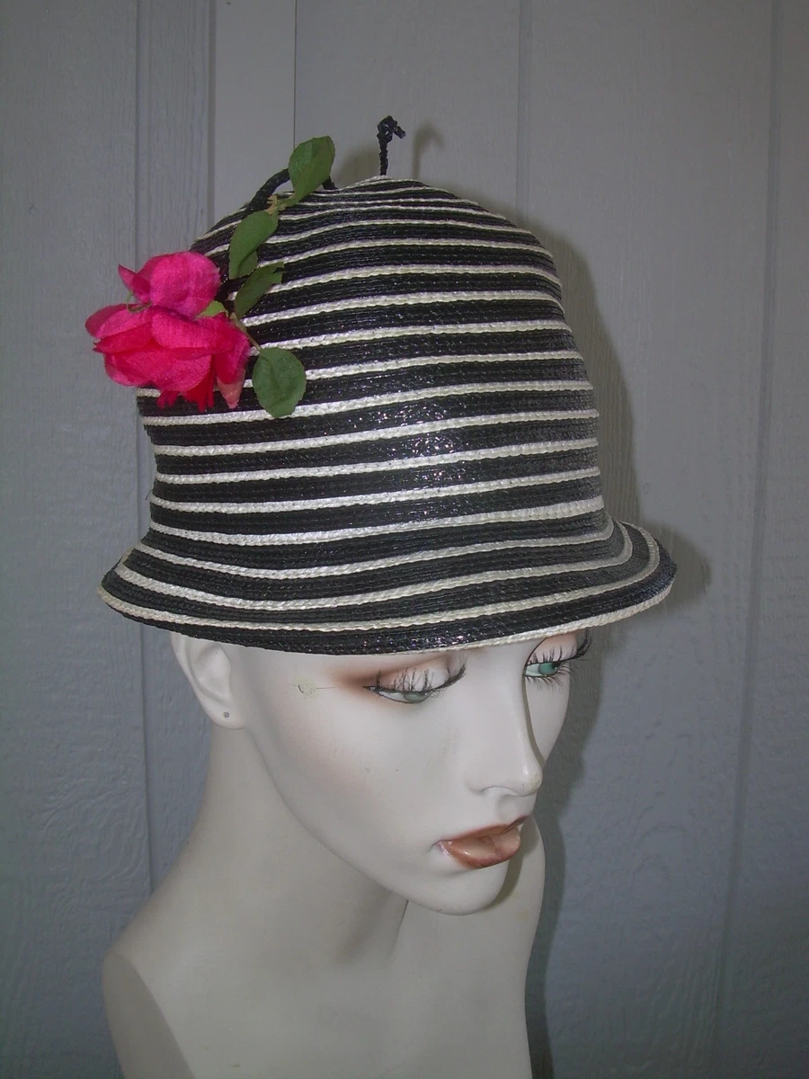 Women display picture 1